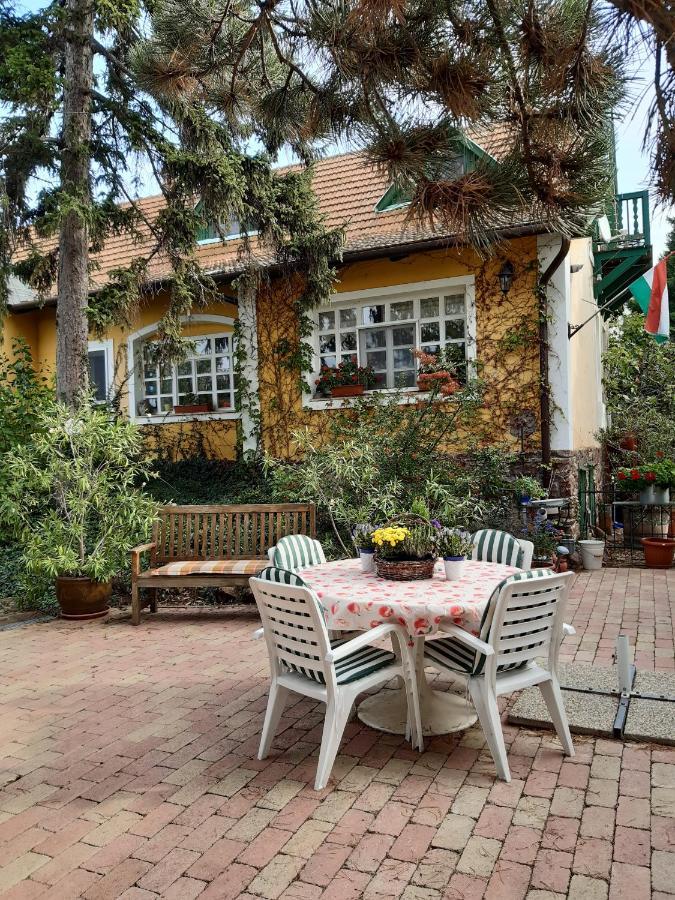 Villa-Magdi Vendeghaz Révfülöp Екстериор снимка