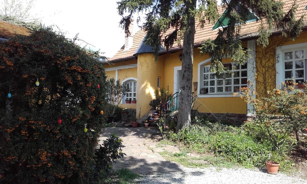 Villa-Magdi Vendeghaz Révfülöp Екстериор снимка